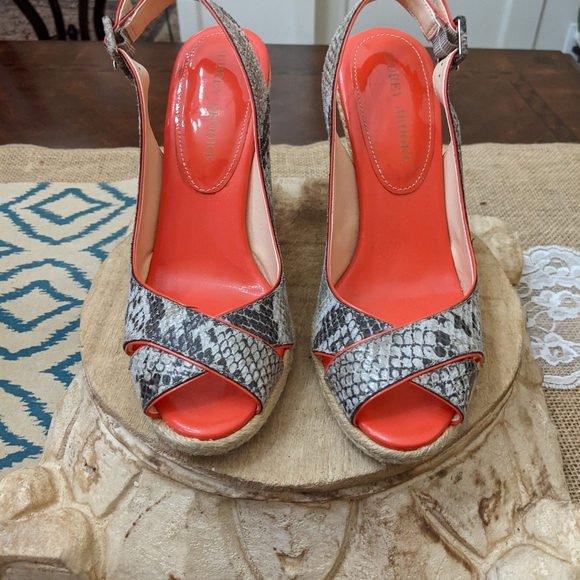 Aubrey Brook Sandals - Picture 2 of 2